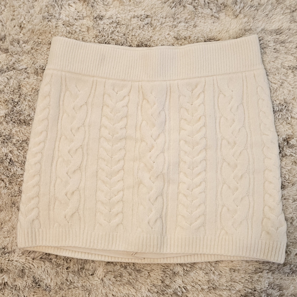 Abercrombie Cream Cable Knit Mini Skirt